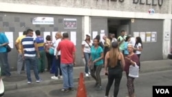 El gobierno en disputa de Venezuela ha prometido elecciones parlamentarias este año, pero hasta el momento no ha fijado la fecha.