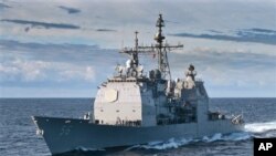 ພາບກໍ່າປັ່ນບັນທຸກລູກສອນໄຟ USS San Jacinto ກໍາລັງໄປ ຍັງເຂດມະຫາສະມຸດອັດລັງຕິກ ໃນວັນທີ 6 ກຸມພາ. ເຮືອລໍາດັ່ງກ່າວຕໍາກັບກໍາປັ່ນດໍານໍ້າ USS Montpelier ທີ່ແລ່ນດ້ວຍພະລັງນີວເຄລຍ ໃນຕອນບ່າຍວັນເສົາວານນີ້, ທີ 13 ຕຸລາ 2012. 