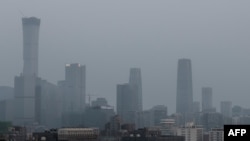 대기오염으로 뿌연 중국 베이징의 하늘. 