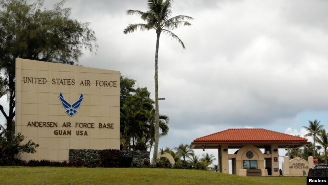 美国位于关岛的安德森空军基地正门（2017年8月11日）