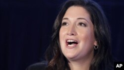 Randi Zuckerberg, hermana de Mark, el creador de Facebook, fue víctima de las confusas reglas de privacidad de Facebook.