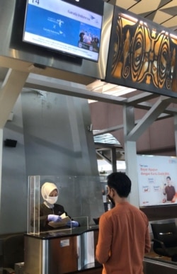 Bandara berlakukan protokol kesehatan. (Foto: Koleksi pribadi Dimas Ramadhan)