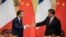 Tổng thống Pháp Emmanuel Macron và Chủ tịch Trung Quốc Tập Cận Bình tại Bắc Kinh, ngày 06/11/2019.