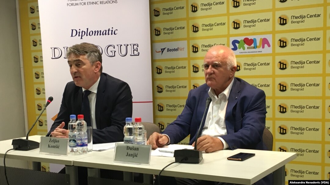 Predsedavajući Predsedništva BiH Željko Komšić i direktor Foruma za etničke odnose Dušan Janjić