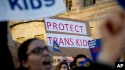 Manifestations pour defender les droits des transgenres devant la Maison Blanche, le 22 février 2017. 