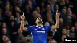 Dieogo Costa Célébrant un but lors d'un match de premier league entre Chelsea et Southampton, à Stamford Bridge le 25 avril 2017