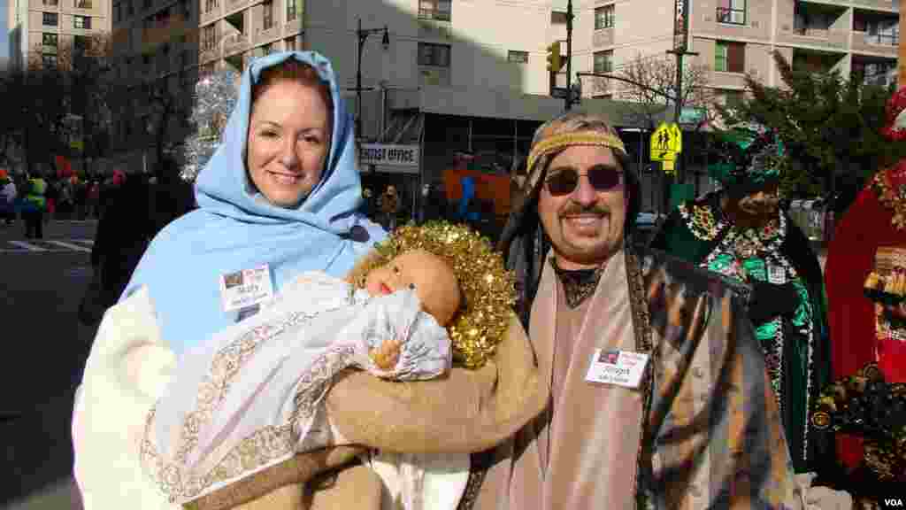 抱著聖嬰的瑪利亞與約瑟夫