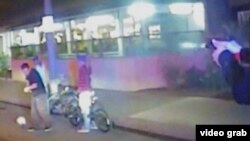 Imagen del video divulgado por la policía en que se ve cómo murió Ricardo Díaz Zeferino.