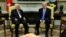 Donald Tramp Oq uyda Falastin muxtoriyati Prezidenti Mahmud Abbosni qabul qilmoqda, 3-may, 2017-yil, Vashington