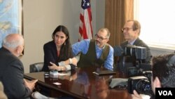 Cuban blogger Yoani Sanchez meets with VOA and IBB executives. 