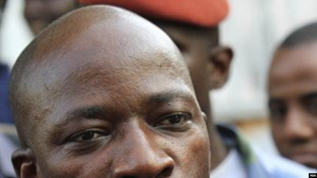 Menteri Pemuda Pantai Gading Charles Ble Goude melontarkan ancaman kepada Alassane Ouattara, presiden terpilih yang diakui dunia internasional.