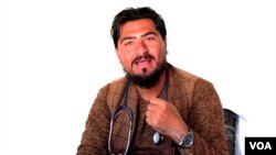 تاج علي عمر، په پاکستان کې له کډوالۍ څخه خوست ته ستون شوی افغان ډاکټر