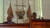 Makangu atikeli Thambwe Mwamba esika na maponami ya Sénat