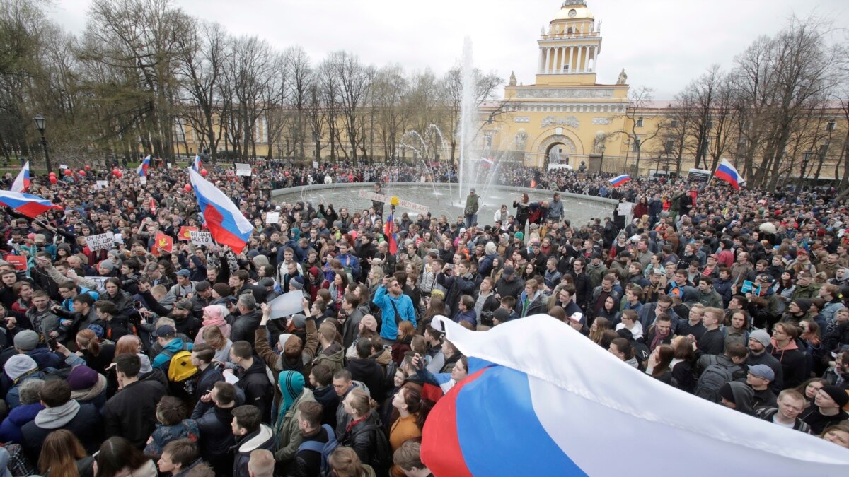 Открыт ли сегодня. Россия аниме протест. Москва готовится революция.