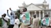 Hundreds of Shi'ites demonstrate in Abuja, on July 10, 2019, to demand the release of the leader of the Islamic Movement in Nigeria (IMN) Sheikh Ibrahim Zakzaky, a day after clashes with police.