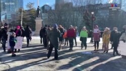 Տորոնտոյում ծնողները բողոքում են COVID-19-ի պատճառով դպրոցների փակման դեմ