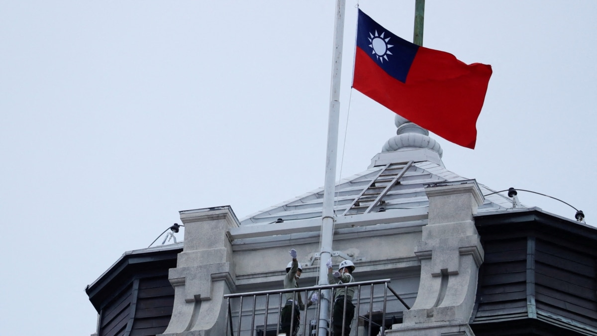 台湾报告又两枚疑似中国气象气球 越过台湾海峡中线