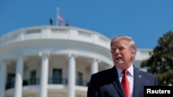 Архивное фото: Президент США Дональд Трамп на южной лужайке Белого дома в Вашингтоне, округ Колумбия, США, 19 августа 2026 года. (Rеuters/Кайли Купер)