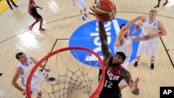 DeMarcus Cousins da espectáculo en el triunfo estadounidense sobre Ucrania en el Mundial de Baloncesto de España.