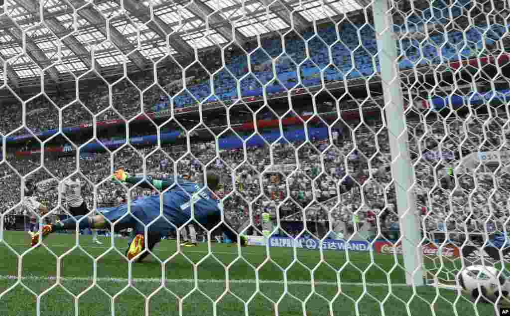 ሓላው ልዳት ጀርመን ማኑኤል ኑወር ከድሕና ዘይከኣለ ቅላዕ ማክሲኮኣዊ ሎዛኖ