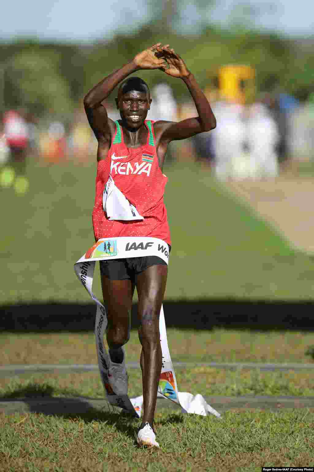 Bingwa wa dunia mbiyo za nyika Geoffrey Kamworor wa Kenya ashinda mbiyo za Kampala