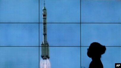 美航空航天局长祝贺中国首次将宇航员送入天宫空间站
