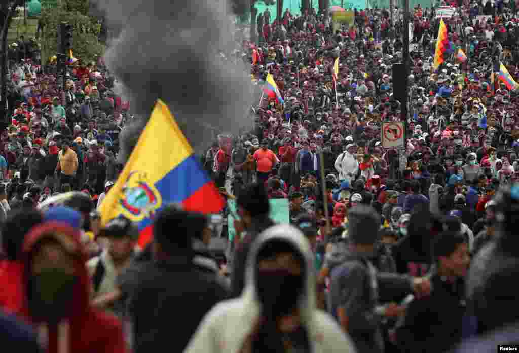 Las calles de Quito, la capital de Ecuador, tomadas por manifestantes contra las medidas del presidente Lenín Moreno, octubre 8, 2019. REUTERS/Ivan Alvarado.