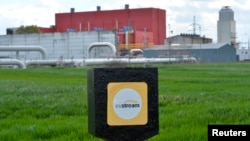 Pipelines are seen at a gas border delivery station of pipeline operator Eustream in the eastern Slovak town of Velke Kapusany, near the border with Ukraine, April 15, 2014.