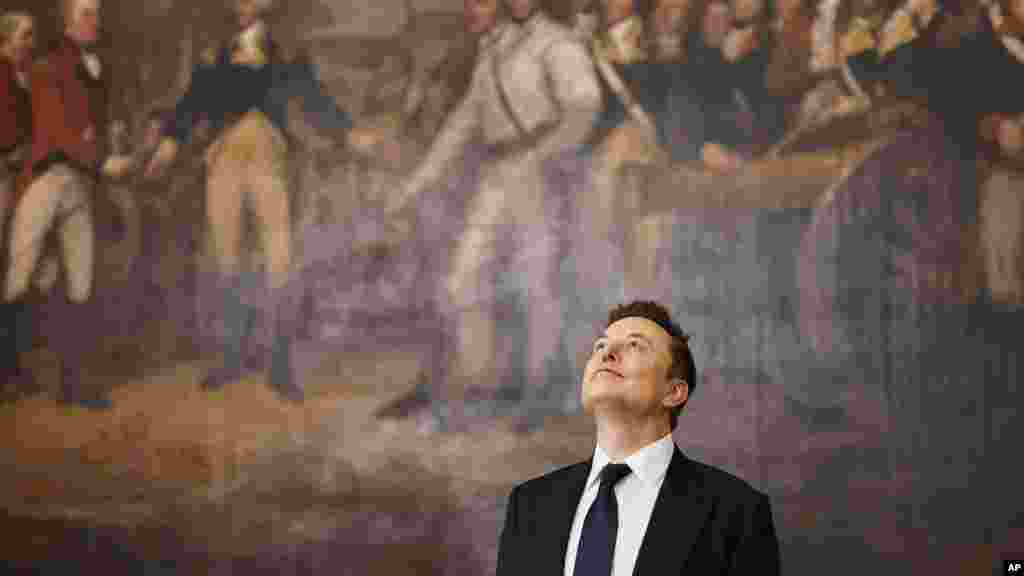  ایلن مسک د ډونالډ ټرمپ د لوړې په مراسمو کې &nbsp; &nbsp; 