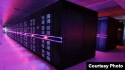 占据“五百强”榜首前两位的世界最快超级计算机--中国“天河2号”。 （资料照片）