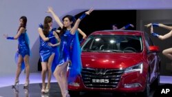 نمایشگاه اتومبیل شانگهای ۲۰۱۵ و رقابت سخت چینی ها
