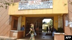 Rumah Sakit Donka di Conakry, Guinea (27/3). Empat kasus Ebola dilaporkan muncu di negara itu. 