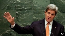 El secretario de Estado de EE.UU., John Kerry, dice que los comentarios del líder supremo iraní son para consumo interno.