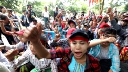 တရုပ်ပိုင် ဖုယွင်စက်ရုံ အထုတ်ခံမြန်မာအလုပ်သမားအရေး ဆန္ဒပြဦးဆောင်သူတွေနဲ့ ရန်ကုန်တိုင်းဝန်ကြီးချုပ် ဦးဖြိုးမင်းသိန်း တွေ့ဆုံ