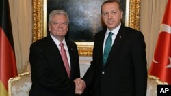 Almanya Cumhurbaşkanı Joachim Gauck Ankara'da Başbakan Erdoğan ile