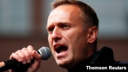 Pemimpin oposisi Rusia Alexei Navalny (44 tahun), masih dalam kondisi koma di rumah sakit Jerman (foto: dok).