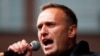 Navalni počeo da govori?