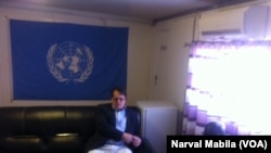 Le représentant spécial adjoint du Secrétaire général des Nations unies en RDC, David Gresley, est arrivé à Lubumbashi à 11 heure mercredi matin, accompagné du chef de bureau Ndirane. (VOA/Narval Mabila)