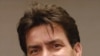 Sea popular: como Charlie Sheen