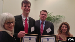 From left to right: Amy Katz, Steve Baragona, Kane Farabaugh, and Carolyn Presutti attend the Chesapeake AP awards banquet. 