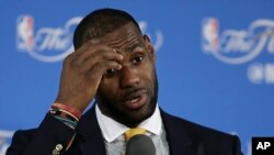 "Je ne suis pas déçu ou frustré, il faut juste qu'on joue mieux, car ils nous ont dominés dans tous les aspects du jeu" - LeBron James. 