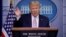 Tổng thống Trump trong một cuộc họp báo ở Nhà Trắng về COVID-19.