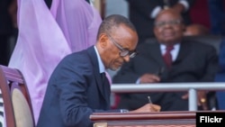 Le président Paul Kagame lors de sa prestation de serment à Kigali, Rwanda, 18 août 2017.