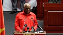 UNITA quer discutir no parlamento a ausencia do presidente - 2:47
