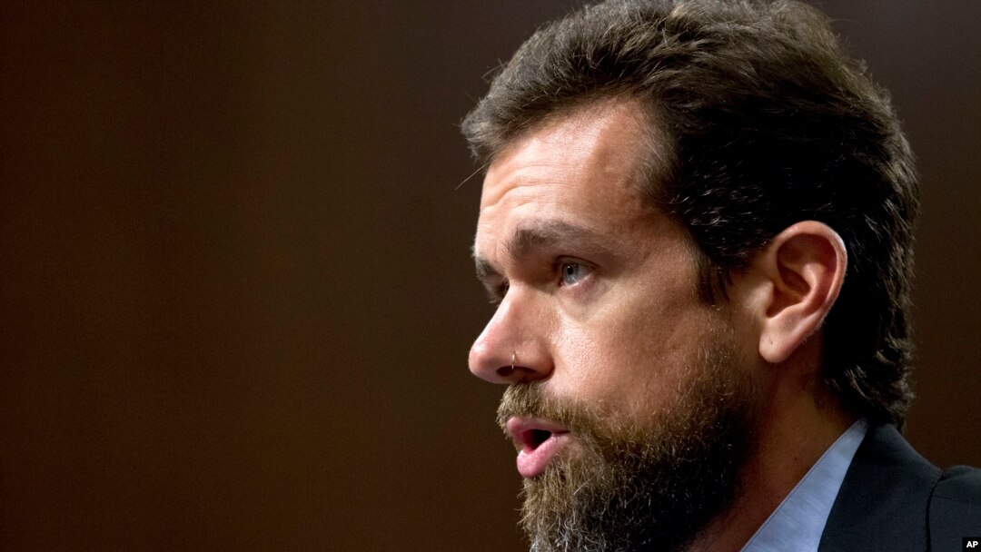 CEO Twitter Jack Dorsey memberikan kesaksian di hadapan Komite Intelijen Senat yang mendengar tentang 'Operasi Pengaruh Asing dan Penggunaannya atas Platform Media Sosial' di Capitol Hill, 5 September 2018, di Washington. (Foto: AP)