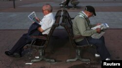 Una mayor actividad cerebral parece retrasar el proceso de deterioro mental acarreado por la vejez.