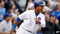 El pelotero dominicano firmó contrato con la escuela de béisbol cuando tenía 15 años.