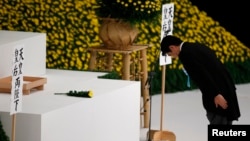 PM Jepang Shinzo Abe memicu kemarahan di Korea Selatan dan China karena mengunjungi kuil Yasukuni, yang menjadi makam tentara Jepang korban Perang Dunia II (foto: dok).