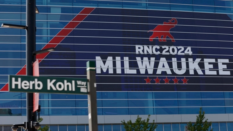 Democratic Milwaukee wrestles with hosting Trump, Republican convention