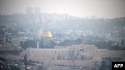 2024年4月14日黎明，伊朗对以色列发动无人机和导弹袭击后，耶路撒冷老城的全景图。